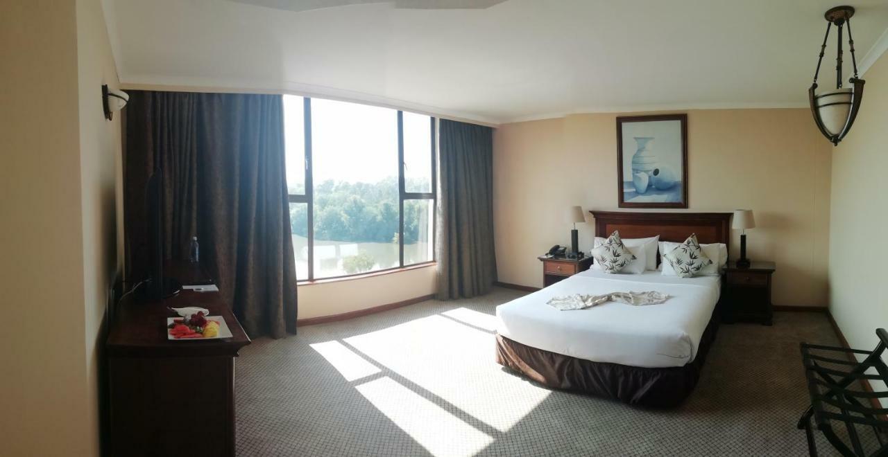 Riviera On Vaal Resort Vereeniging Ngoại thất bức ảnh